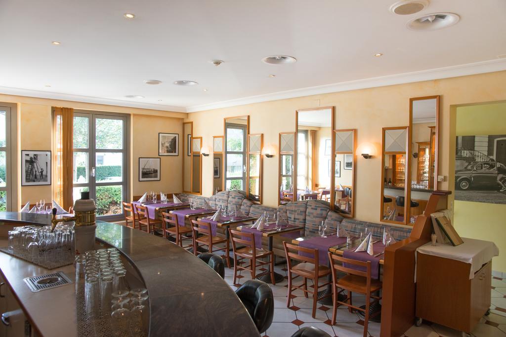Hotel Fly Away Κλότεν Εξωτερικό φωτογραφία